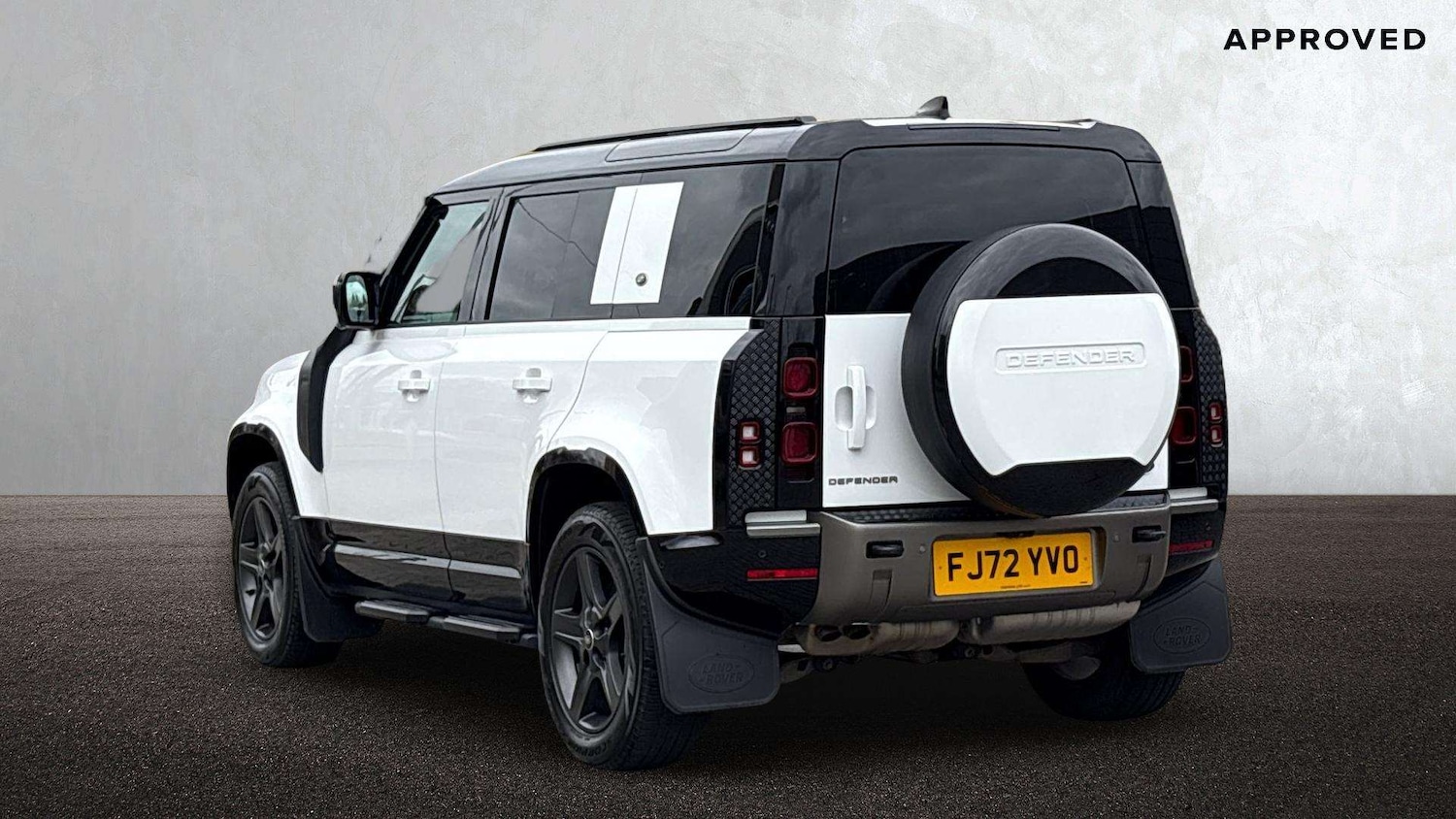 Used Land Rover Defender 2022 for sale - 78104792: Photo 2