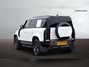Used Land Rover Defender 2022 for sale - 78104792: Photo