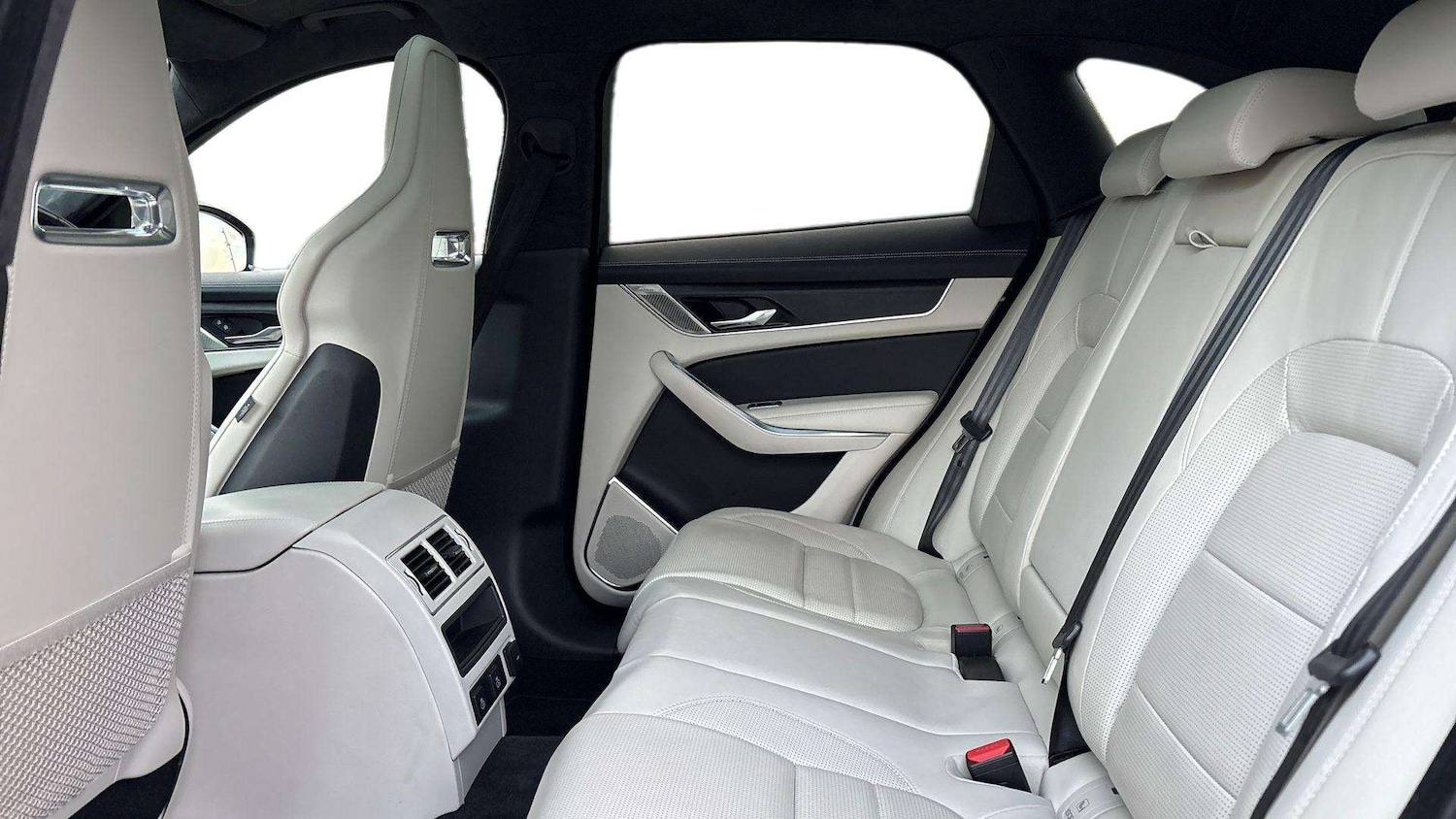 Used Jaguar F-Pace 2022 for sale - 77123492: Photo 4