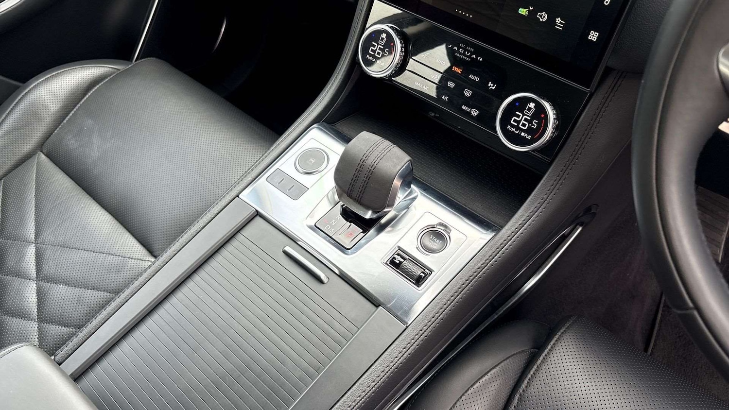 Used Jaguar F-Pace 2021 for sale - 76286382: Photo 13