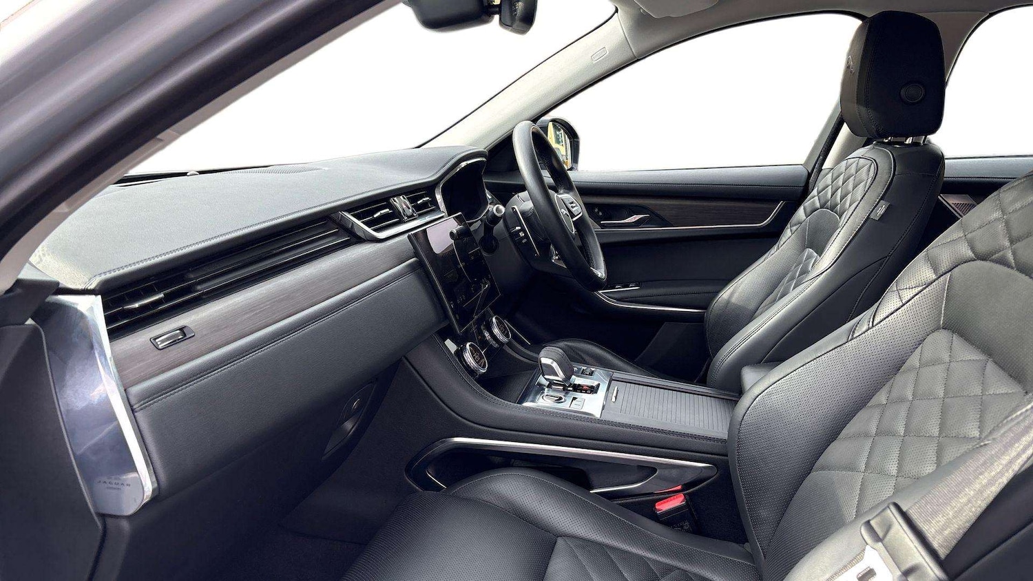 Used Jaguar F-Pace 2021 for sale - 76286382: Photo 3