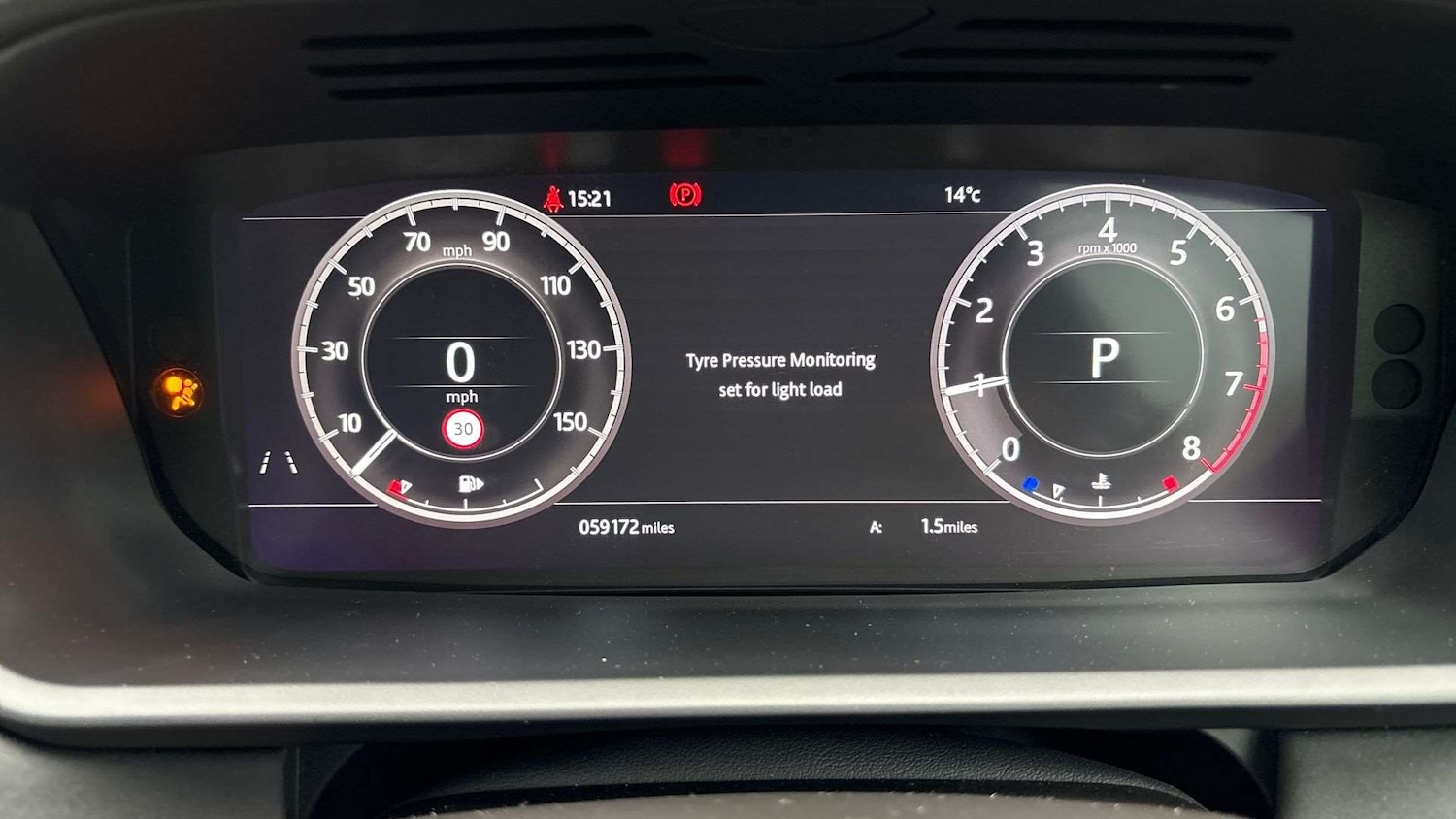 Used Land Rover Discovery 2018 for sale - 76351691: Photo 16
