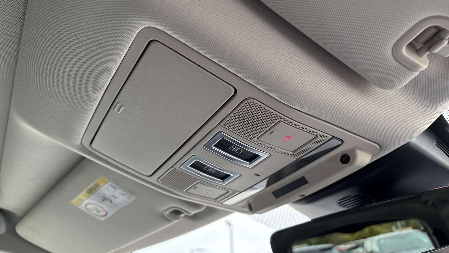 Used Land Rover Discovery 2018 for sale - 76351691: Photo 23