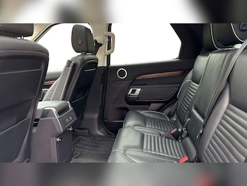 Used Land Rover Discovery 2018 for sale - 76351691: Photo