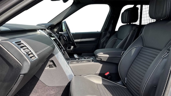 Used Land Rover Discovery 2023 for sale - 75626114: Photo 3