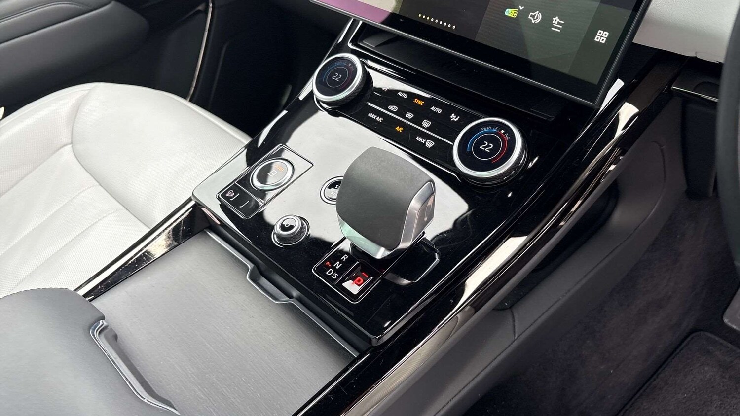 Used Land Rover Range Rover Sport 2023 for sale - 77112268: Photo 13