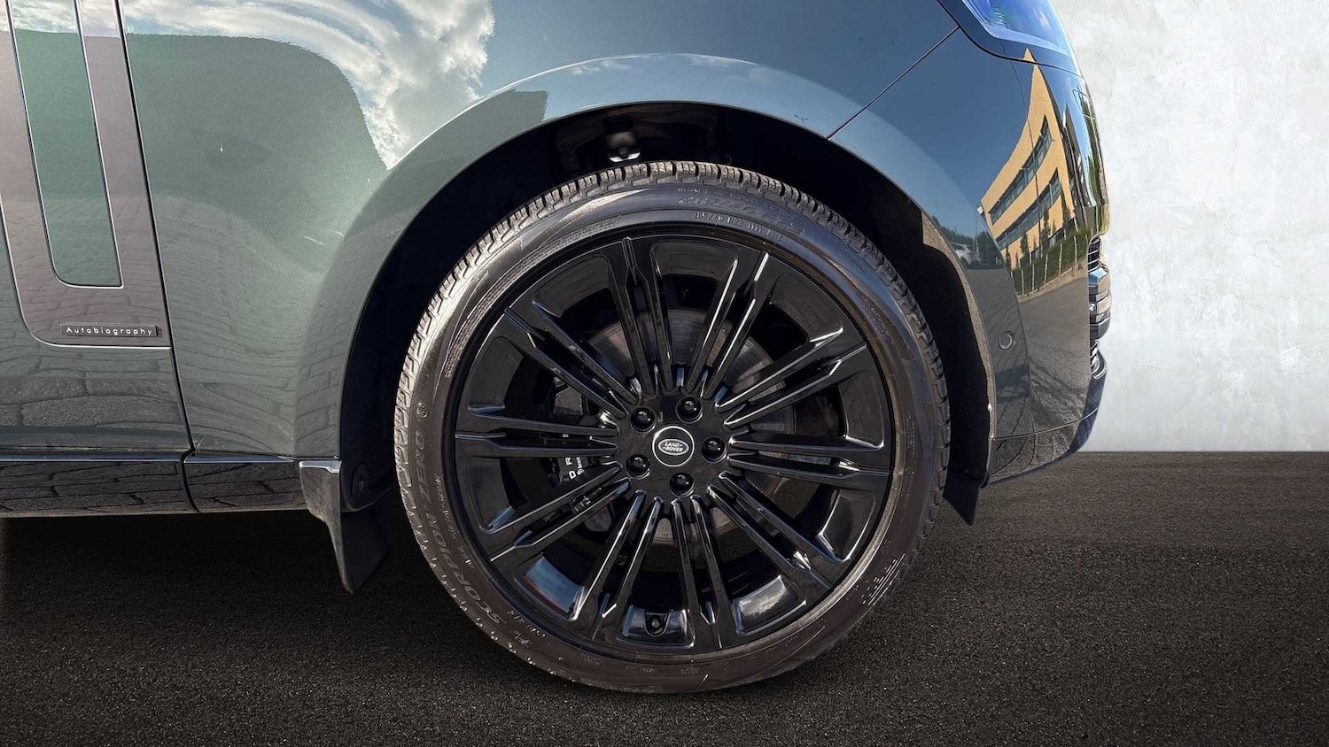 Used Land Rover Range Rover 2024 for sale - 76475887: Photo 8