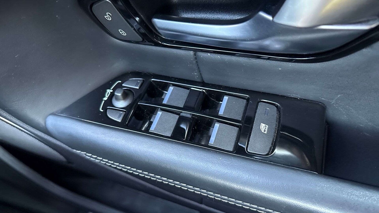 Used Land Rover Range Rover Evoque 2016 for sale - 77943006: Photo 25