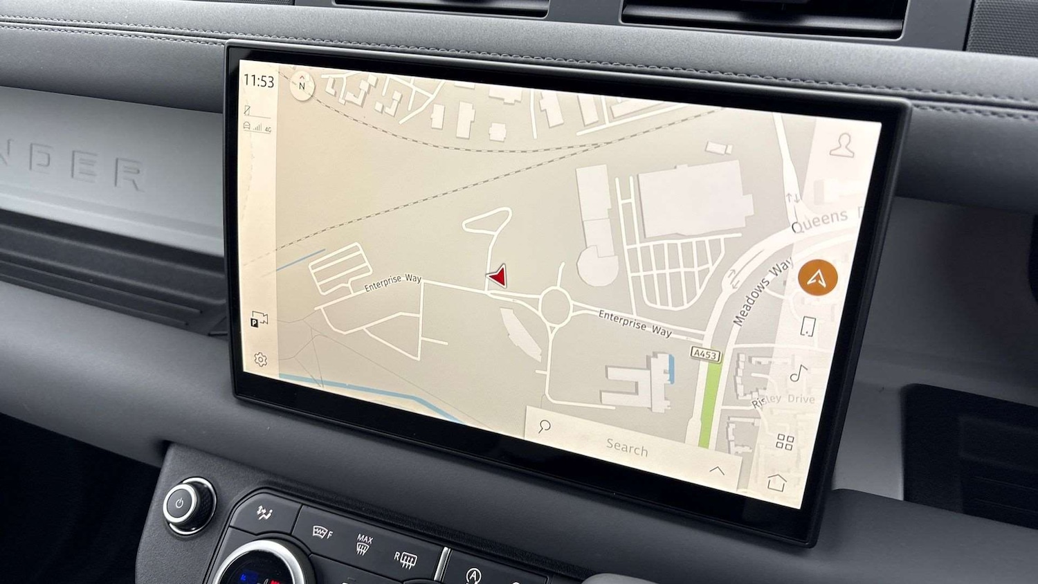 Used Land Rover Defender 2025 for sale - 77347896: Photo 11