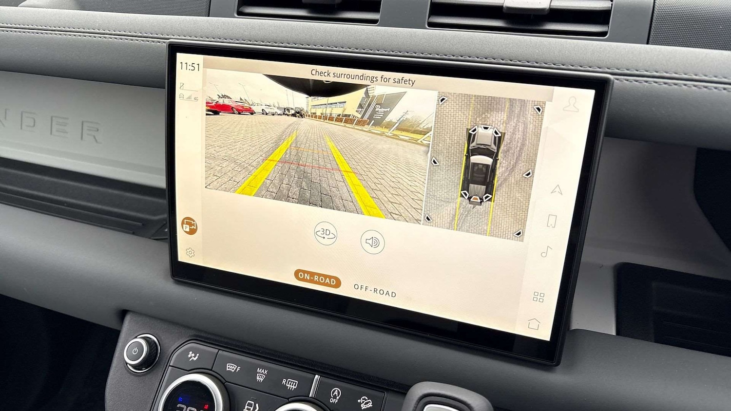 Used Land Rover Defender 2025 for sale - 77347896: Photo 12