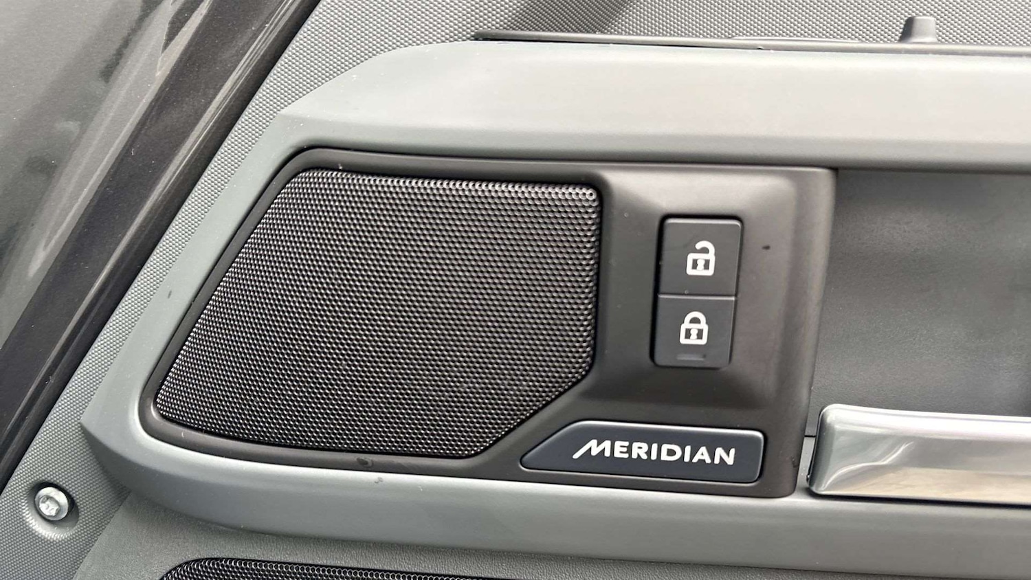 Used Land Rover Defender 2025 for sale - 77347896: Photo 24