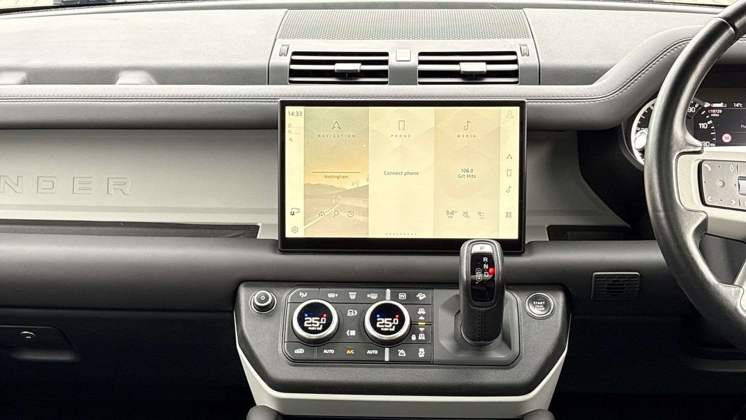 Used Land Rover Defender 2023 for sale - 76421113: Photo 14