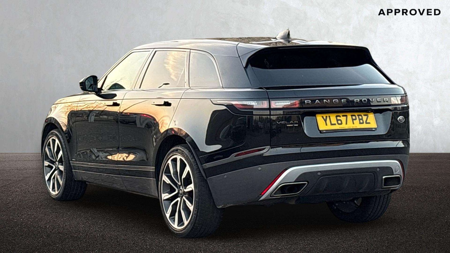 Used Land Rover Range Rover Velar 2018 for sale - 77634989: Photo 2