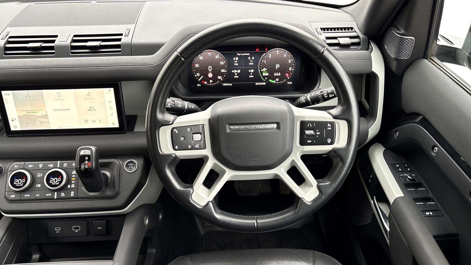 Used Land Rover Defender 2022 for sale - 77648795: Photo 15