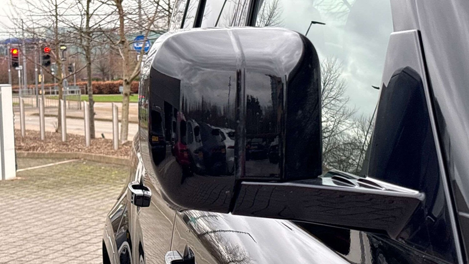 Used Land Rover Defender 2022 for sale - 77648795: Photo 30