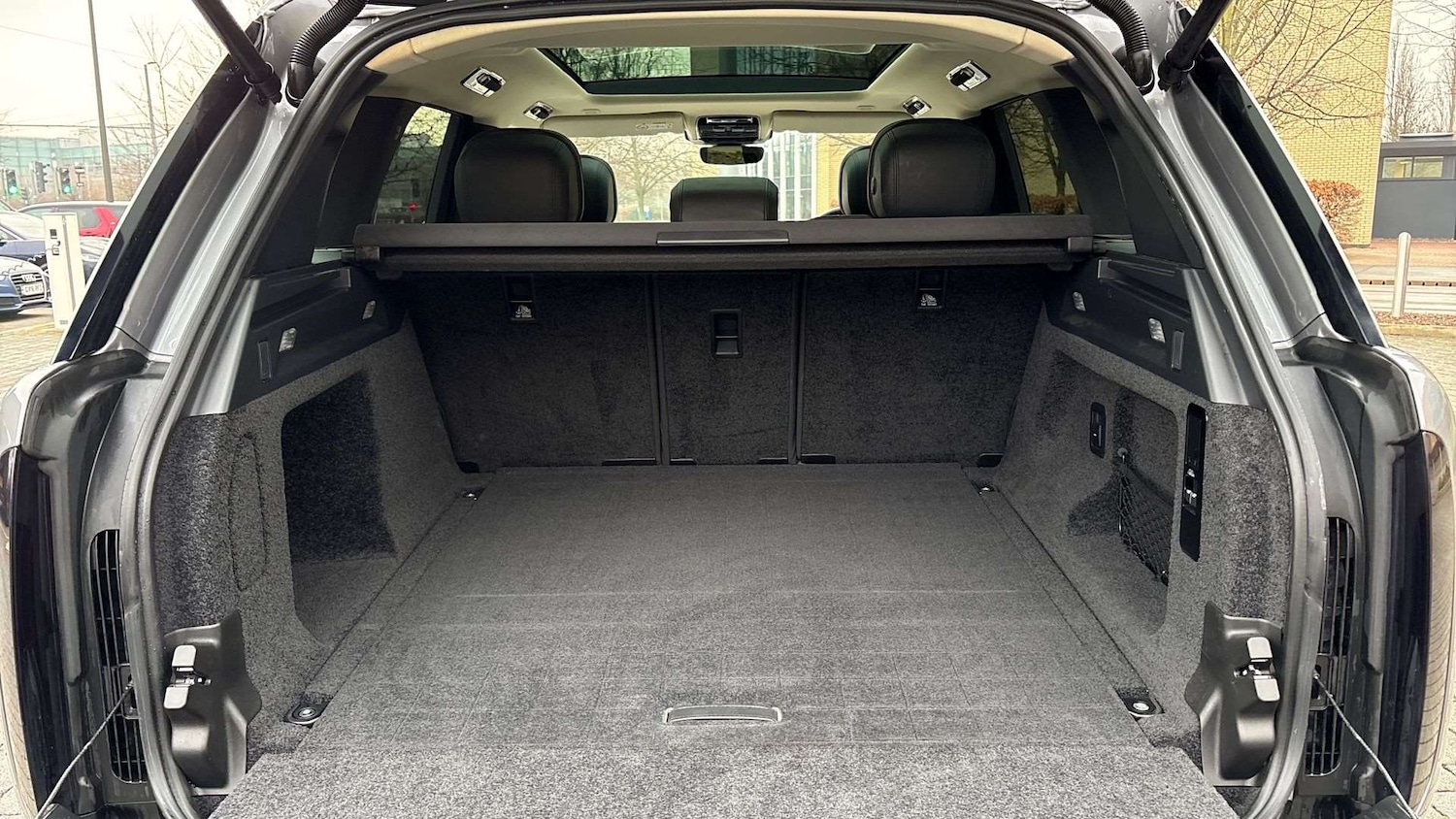 Used Land Rover Range Rover 2023 for sale - 76978790: Photo 10