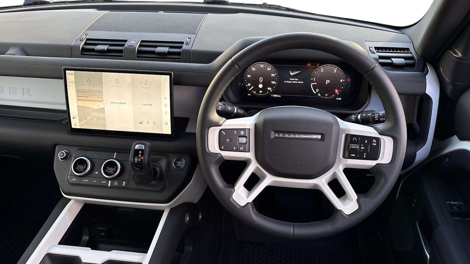 Used Land Rover Defender 90 2025 for sale - 77093327: Photo 15