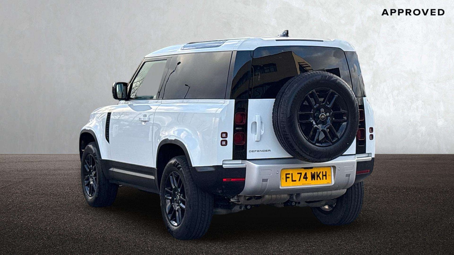 Used Land Rover Defender 90 2025 for sale - 77093327: Photo 2