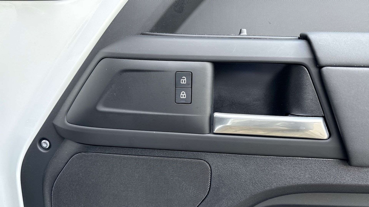 Used Land Rover Defender 90 2025 for sale - 77093327: Photo 24