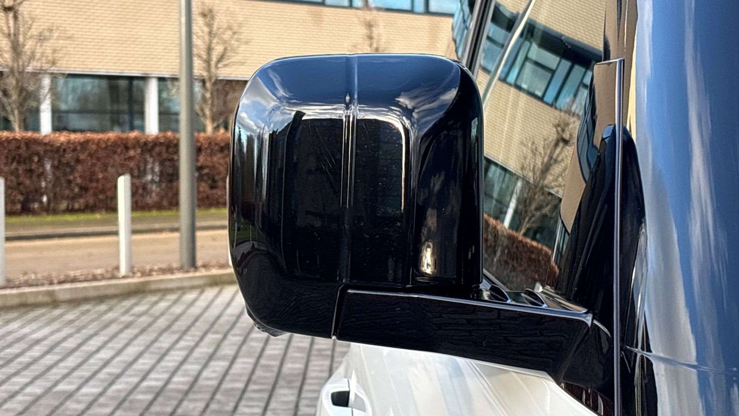 Used Land Rover Defender 90 2025 for sale - 77093327: Photo 30