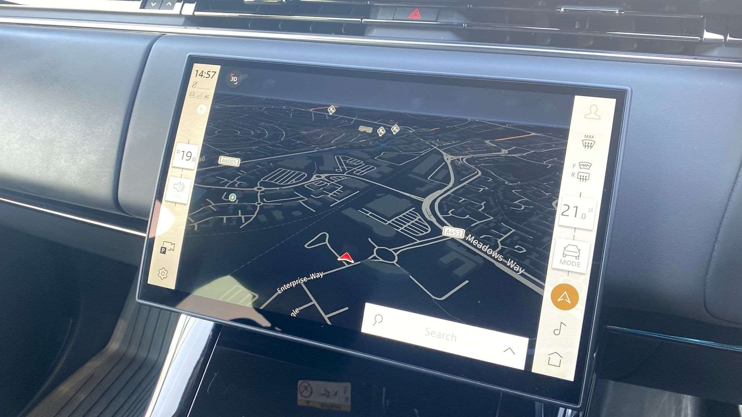 Used Land Rover Range Rover Sport 2024 for sale - 76575971: Photo 11