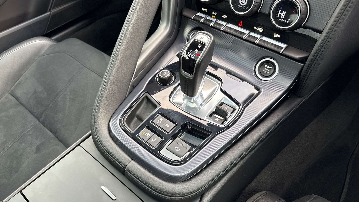 Used Jaguar F-Type 2019 for sale - 76575992: Photo 13