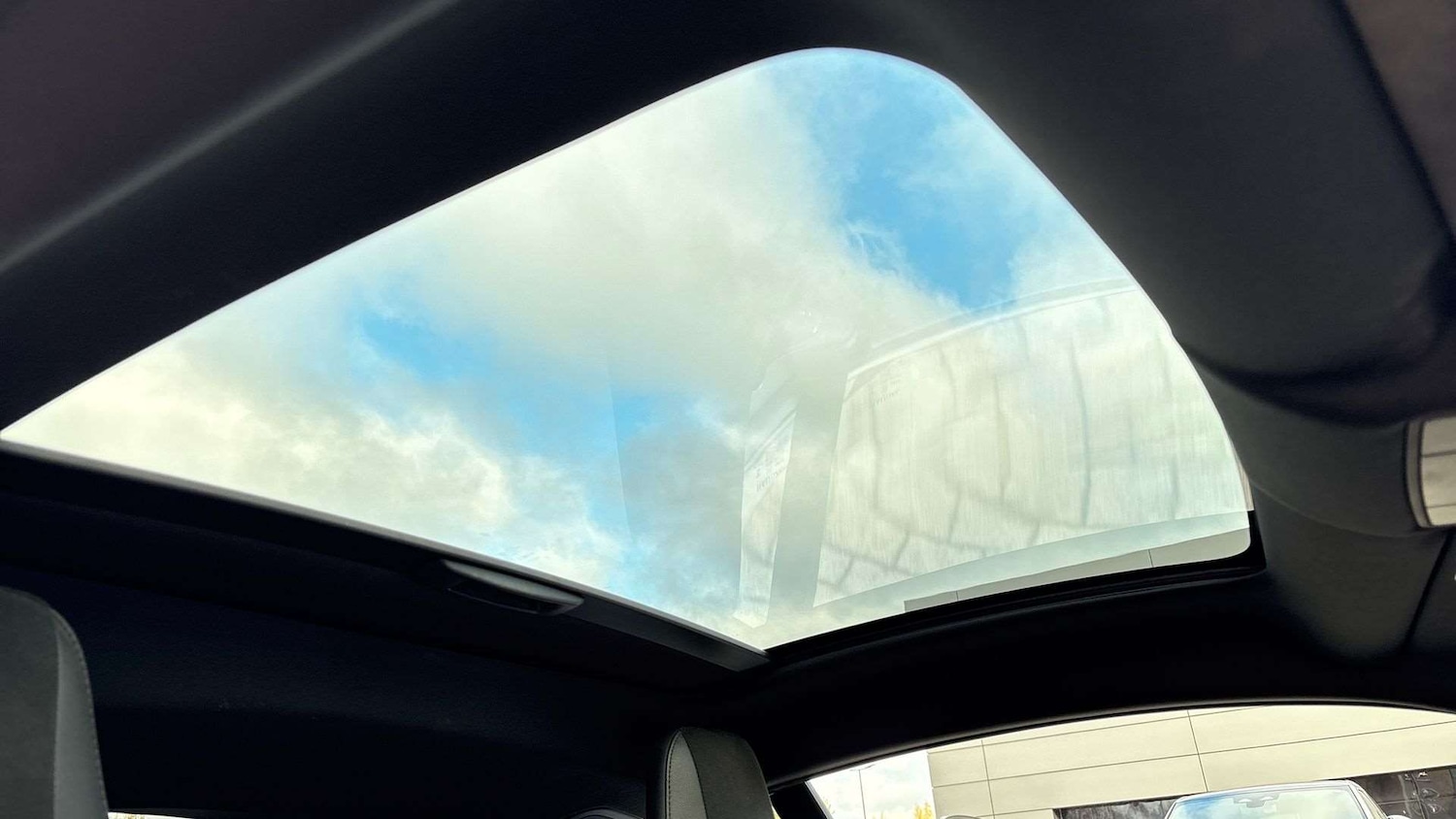 Used Jaguar F-Type 2019 for sale - 76575992: Photo 21