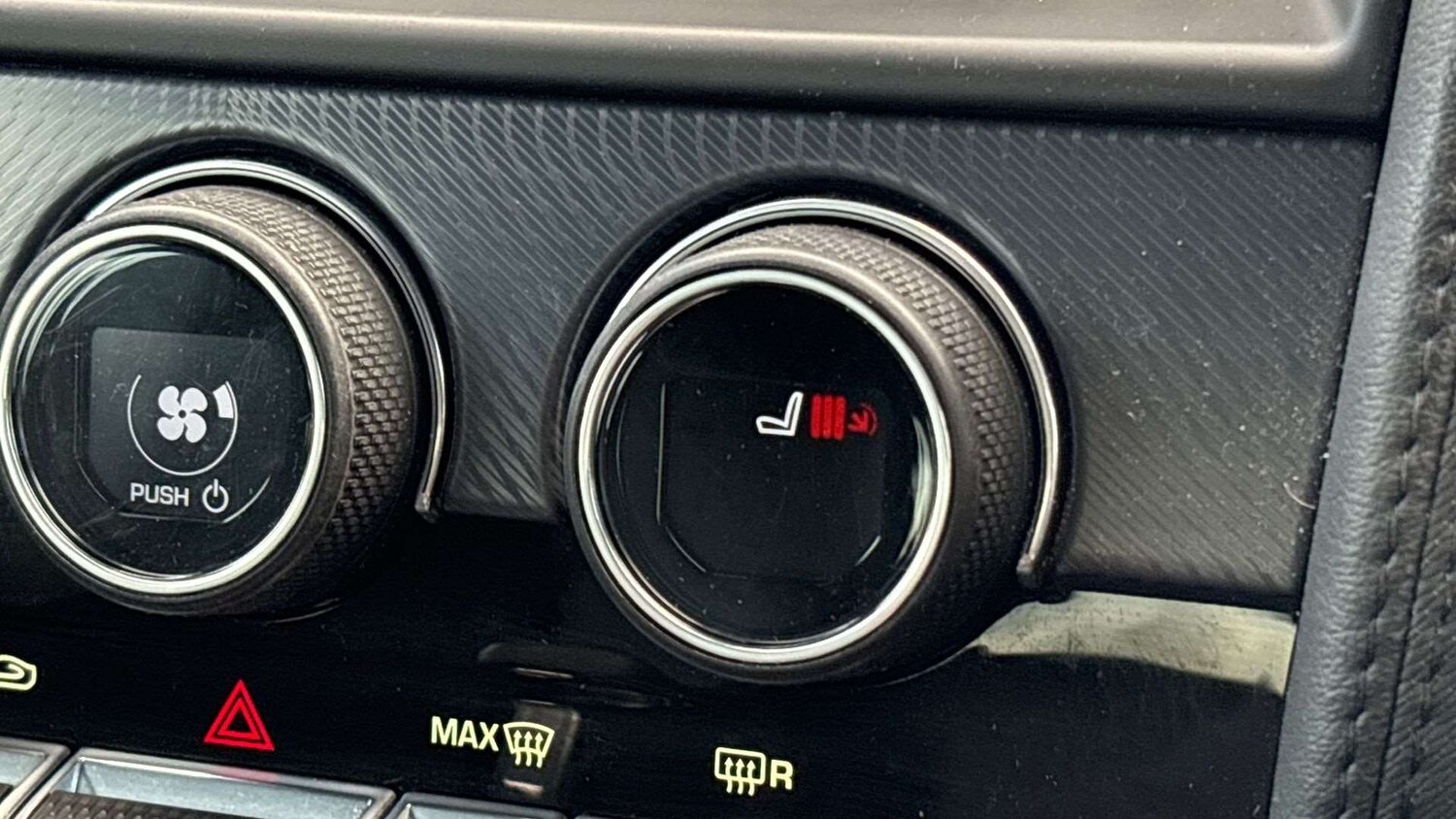 Used Jaguar F-Type 2019 for sale - 76575992: Photo 22