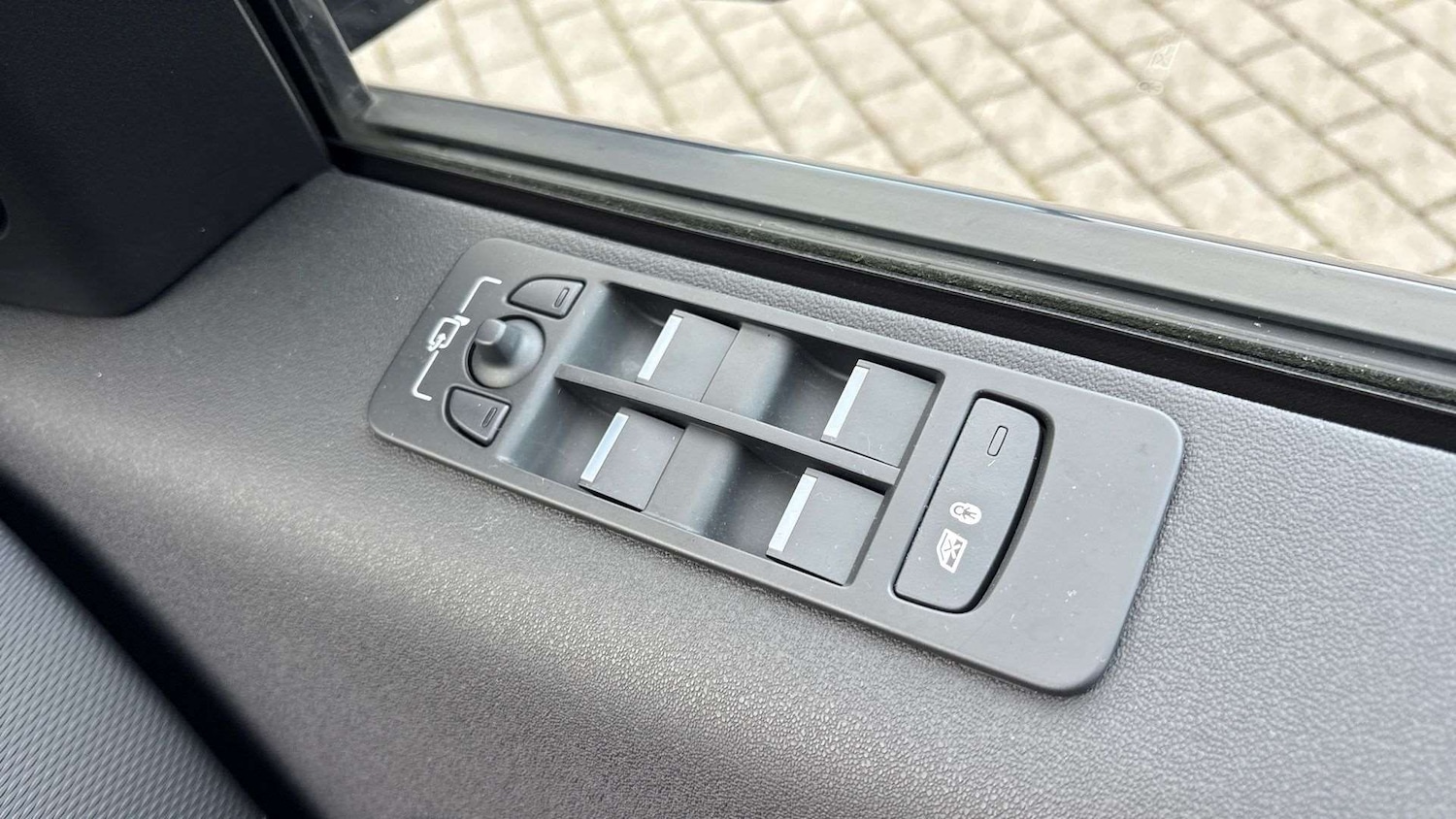 Used Land Rover Discovery Sport 2025 for sale - 77397814: Photo 25