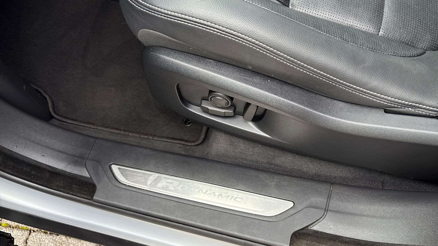 Used Jaguar F-Pace 2023 for sale - 76075495: Photo 35