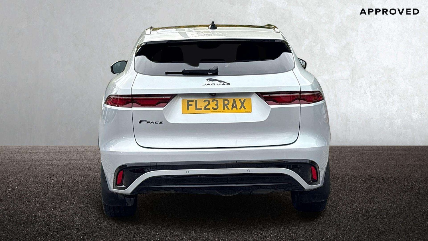 Used Jaguar F-Pace 2023 for sale - 76075495: Photo 6