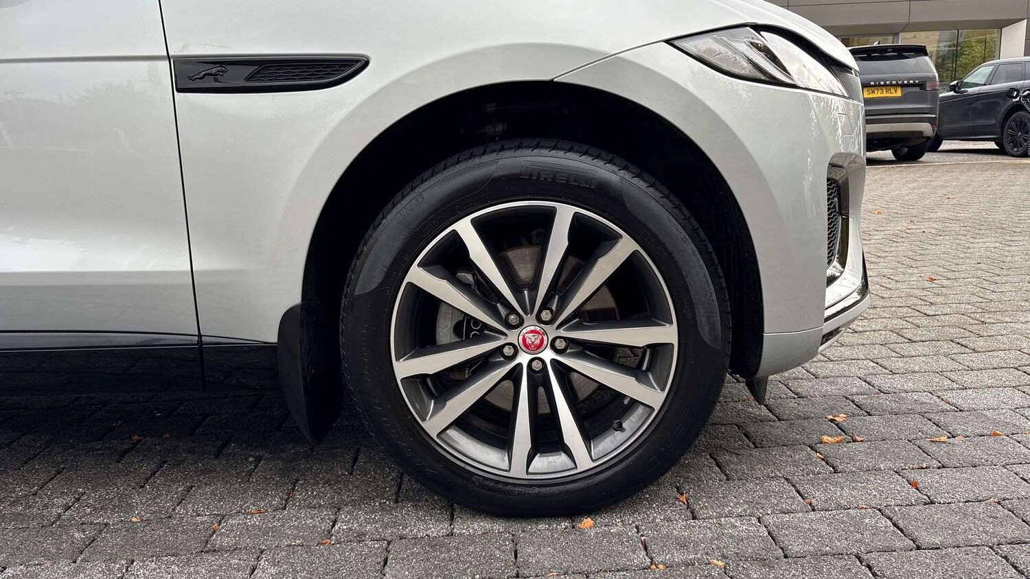 Used Jaguar F-Pace 2023 for sale - 76075495: Photo 8