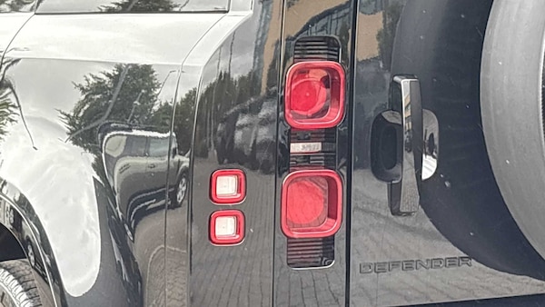 Used Land Rover Defender 2023 for sale - 75434946: Photo 19