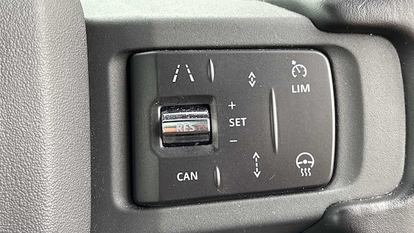 Used Land Rover Defender 2023 for sale - 75434946: Photo 35