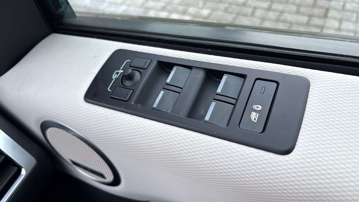 Used Land Rover Discovery for sale - 76761095: Photo 25