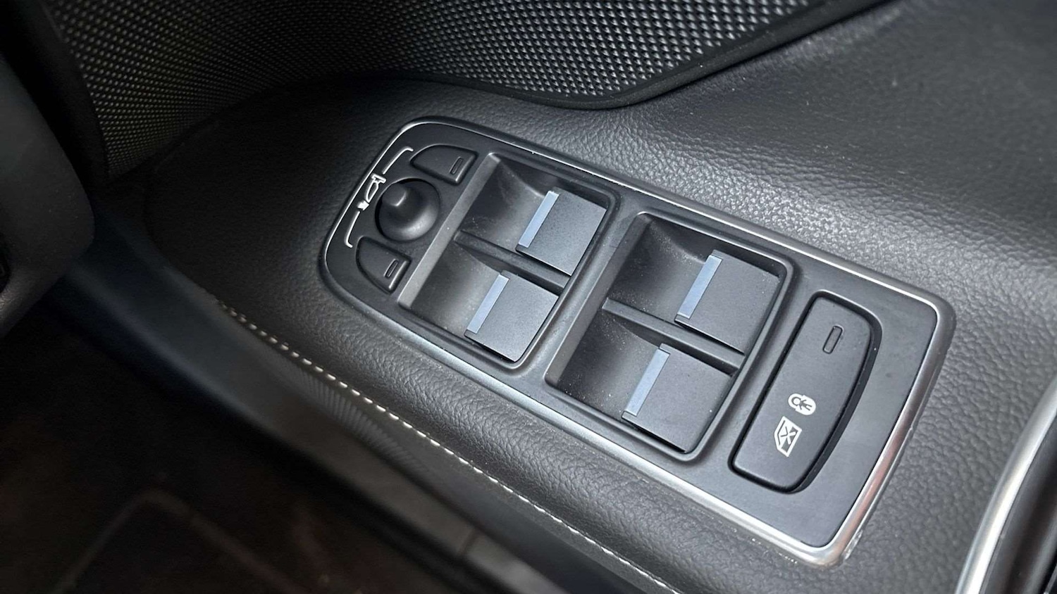 Used Jaguar XF 2018 for sale - 76515536: Photo 25