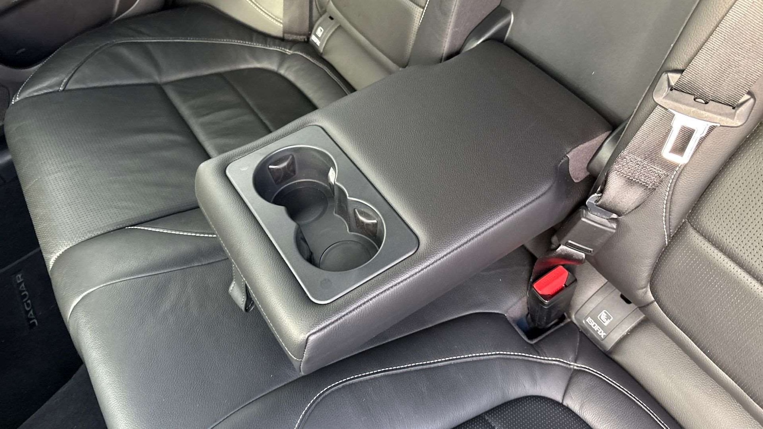 Used Jaguar XF 2018 for sale - 76515536: Photo 34