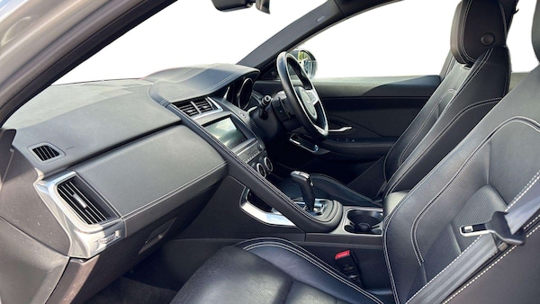 Used Jaguar E-Pace 2020 for sale - 75689142: Photo 3