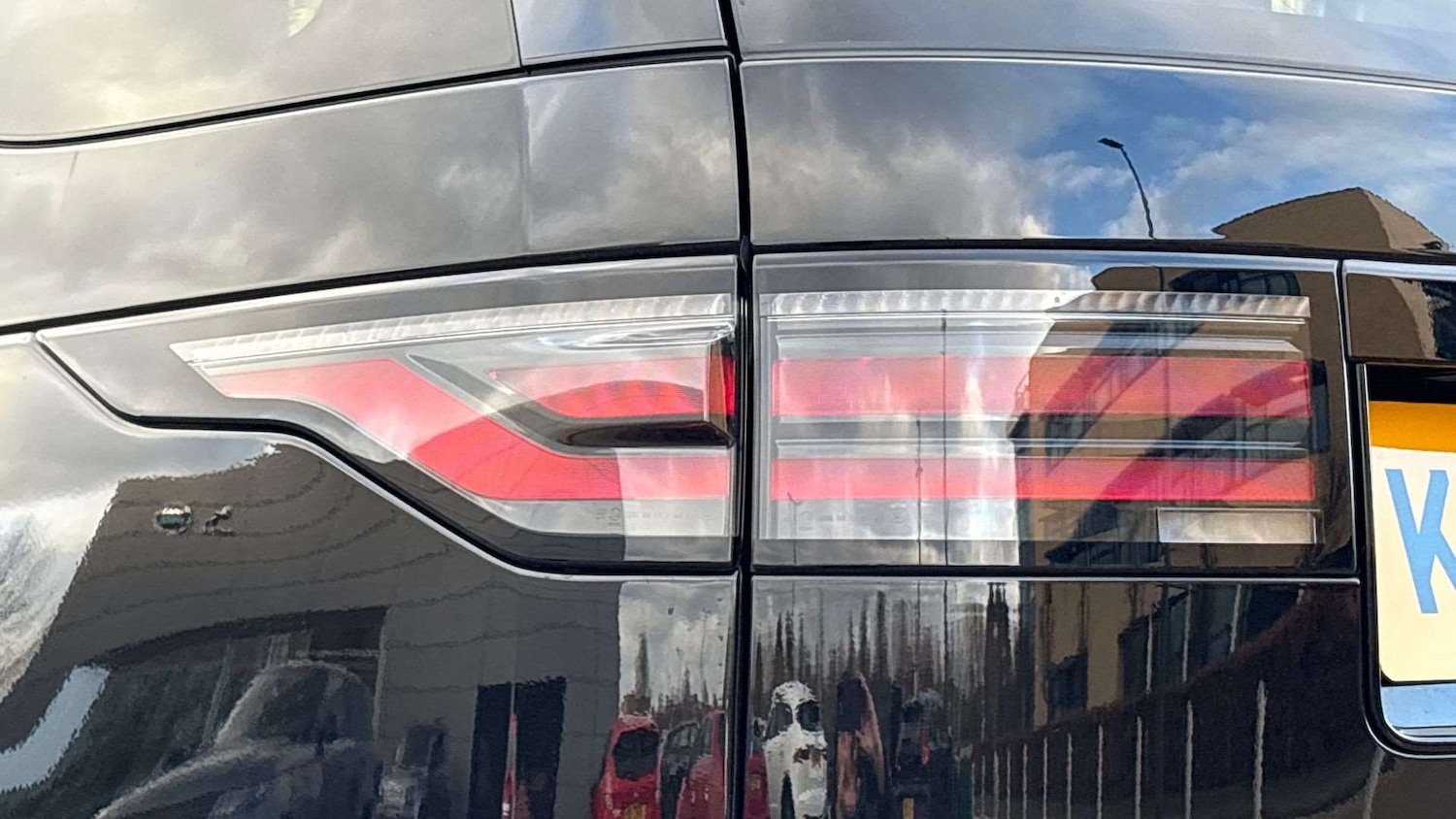 Used Land Rover Discovery 2024 for sale - 76875810: Photo 19