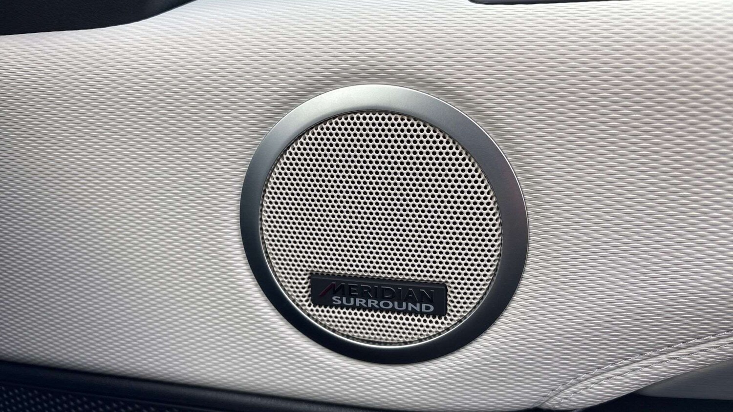 Used Land Rover Discovery 2024 for sale - 76875810: Photo 24