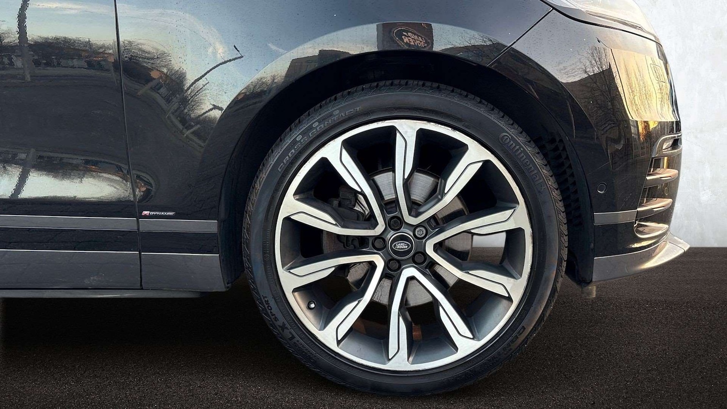 Used Land Rover Range Rover Velar 2018 for sale - 77068586: Photo 8