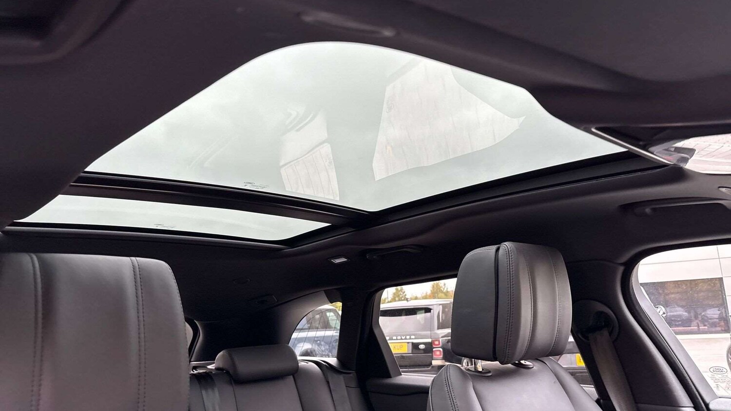 Used Land Rover Range Rover Velar 2024 for sale - 76016059: Photo 21