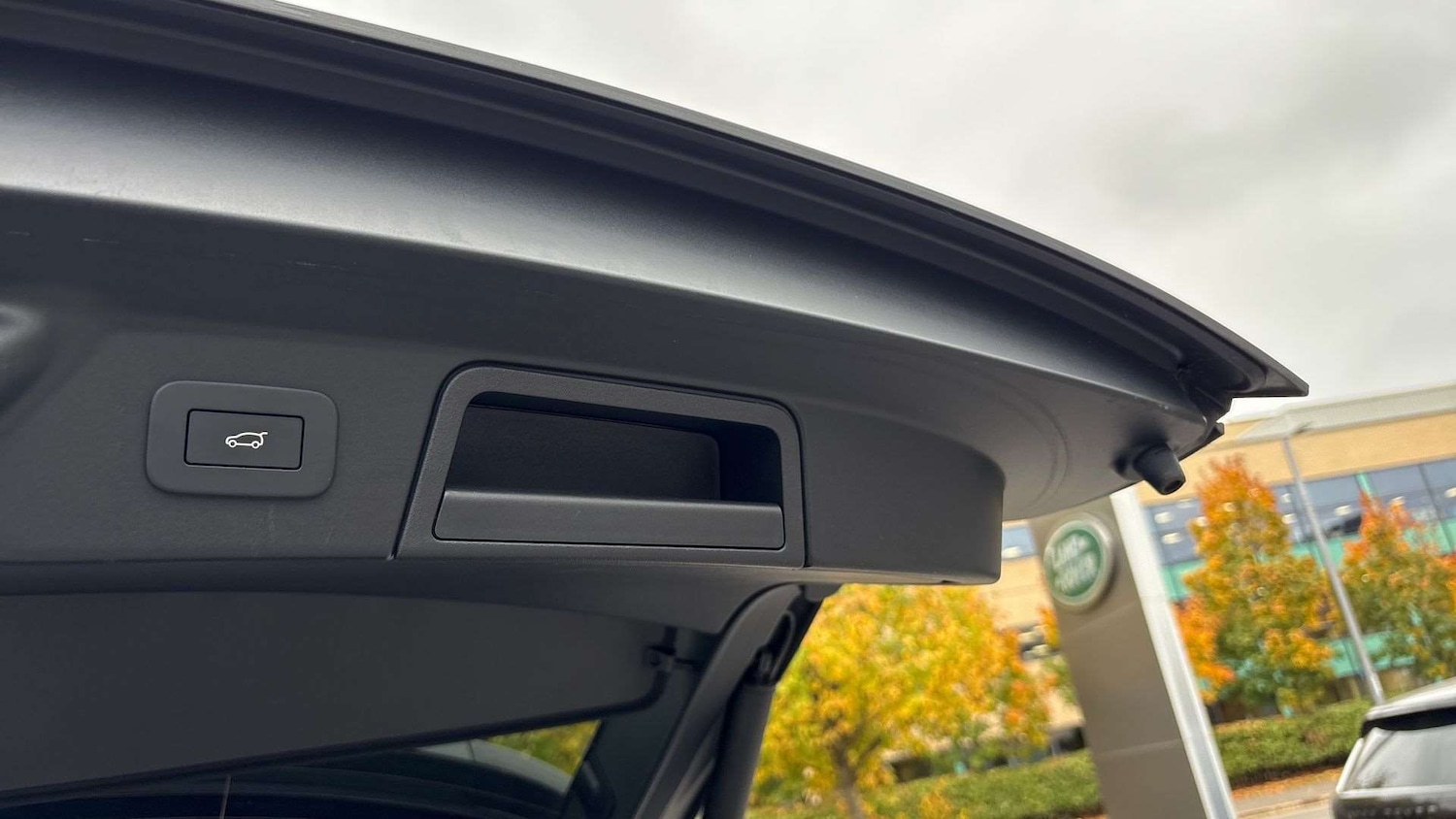 Used Land Rover Range Rover Velar 2024 for sale - 76016059: Photo 35