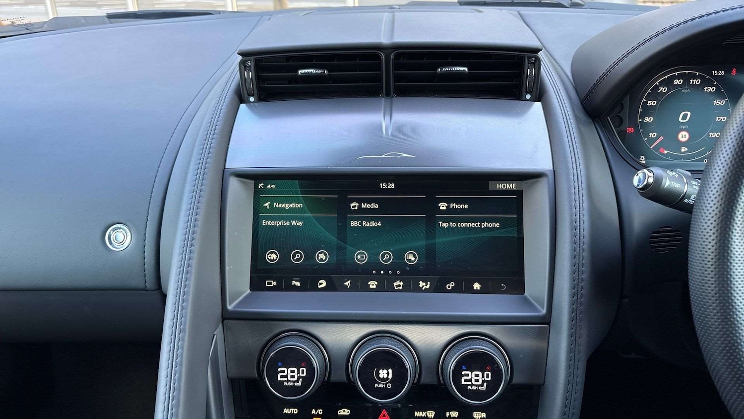 Used Jaguar F-Type 2024 for sale - 75951389: Photo 14