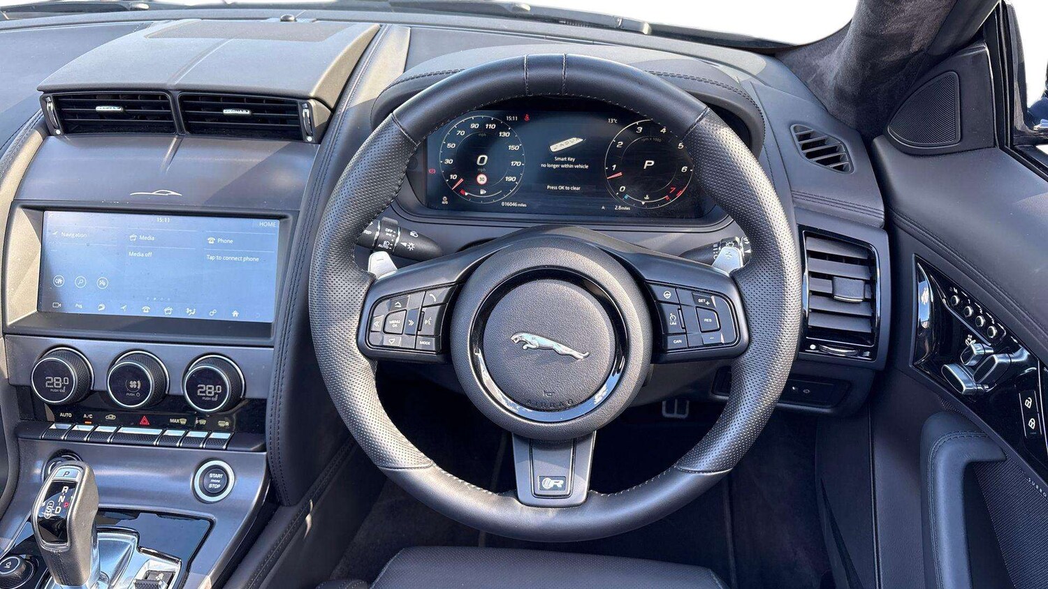 Used Jaguar F-Type 2024 for sale - 75951389: Photo 15