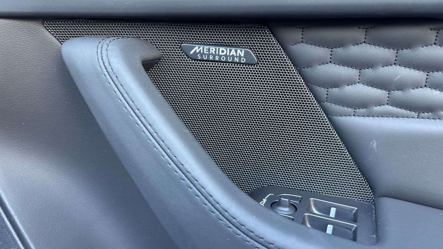 Used Jaguar F-Type 2024 for sale - 75951389: Photo 24