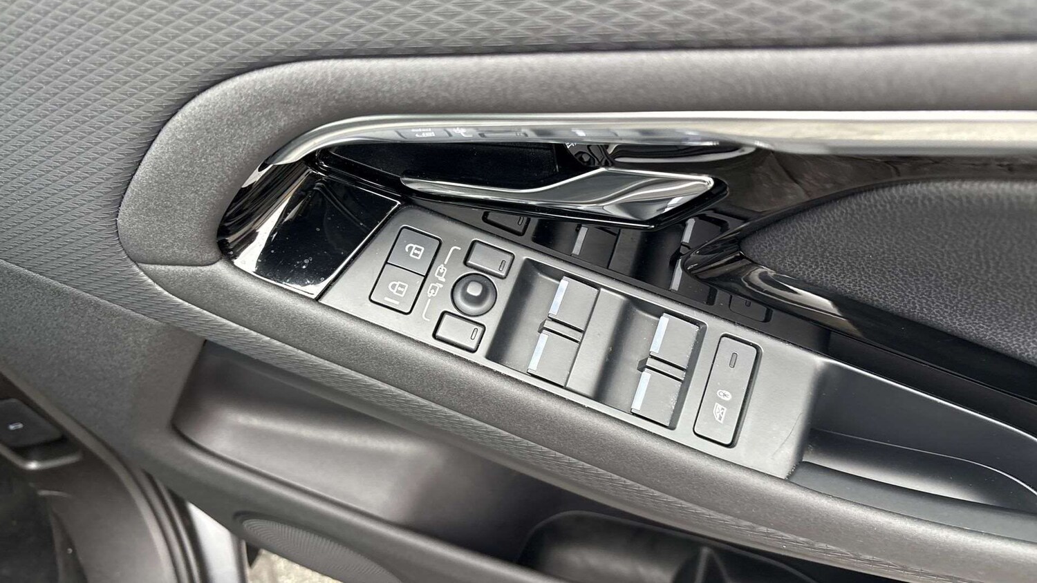 Used Land Rover Range Rover Evoque 2022 for sale - 76362623: Photo 25