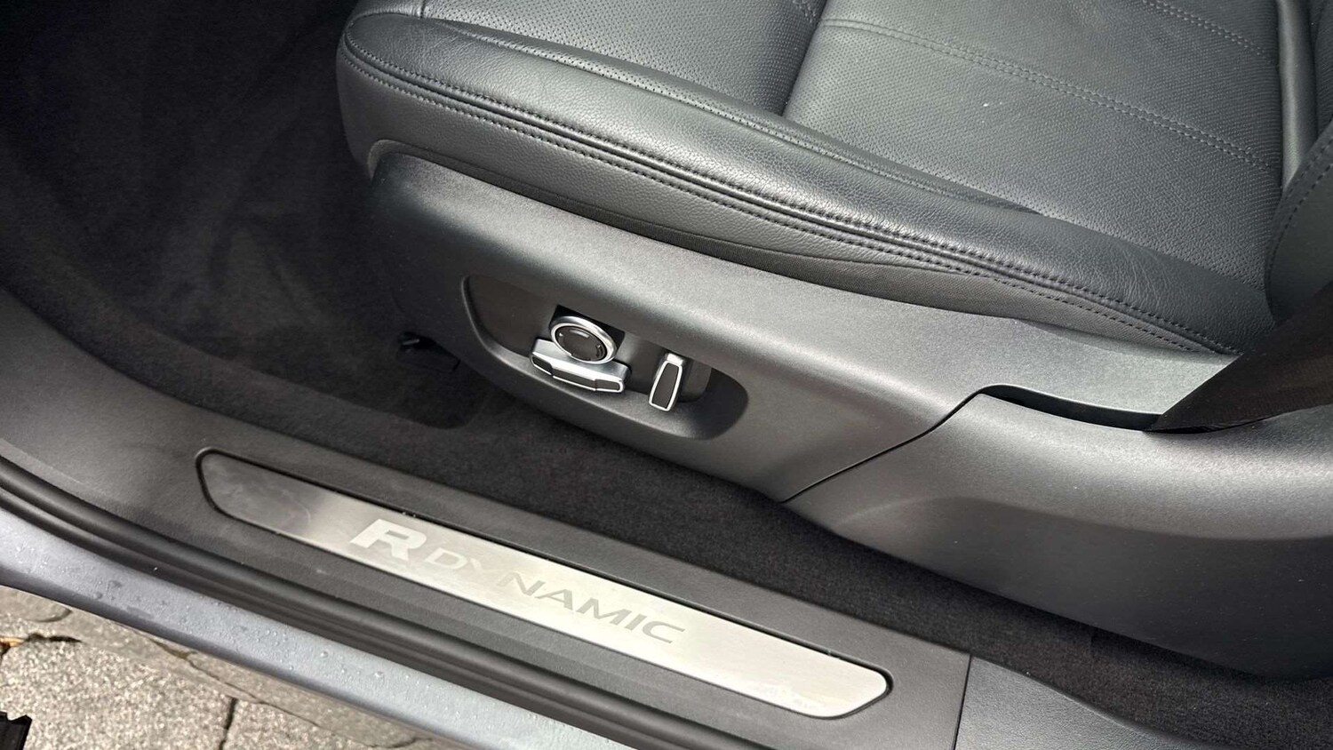 Used Land Rover Range Rover Evoque 2022 for sale - 76362623: Photo 34