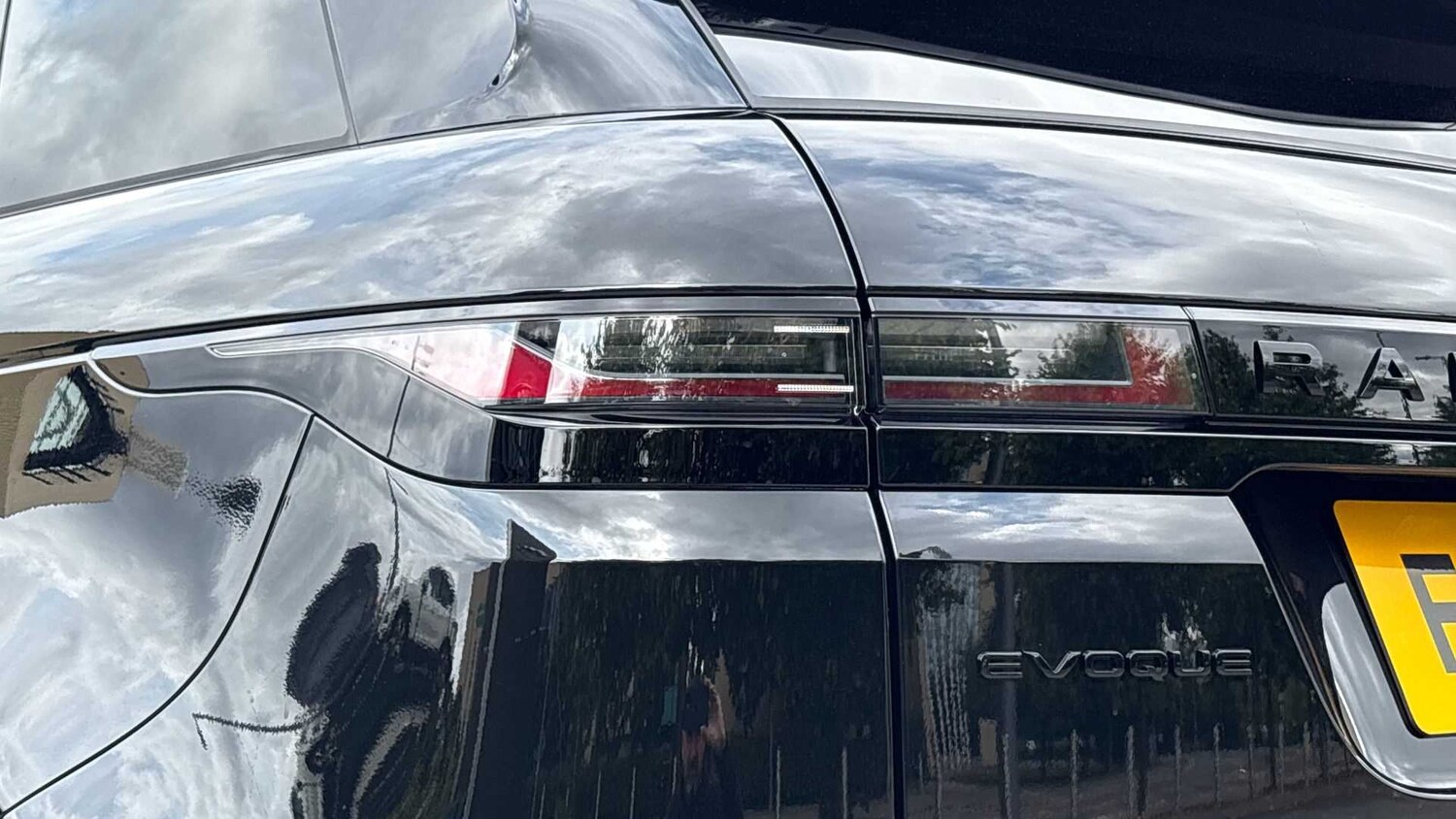 Used Land Rover Range Rover Evoque 2025 for sale - 77540690: Photo 19