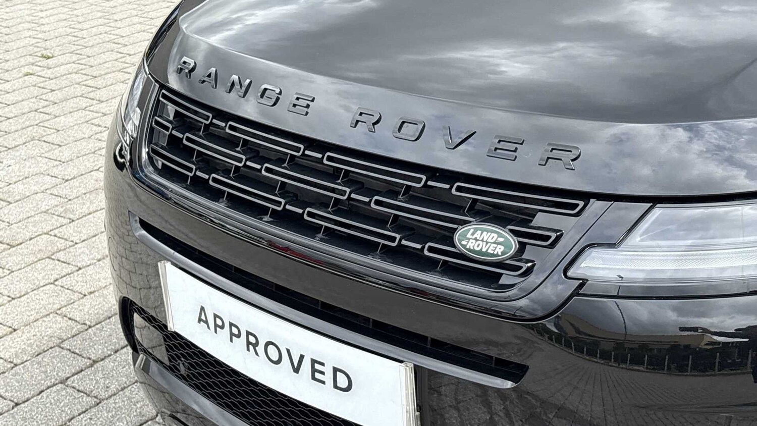 Used Land Rover Range Rover Evoque 2025 for sale - 77540690: Photo 30